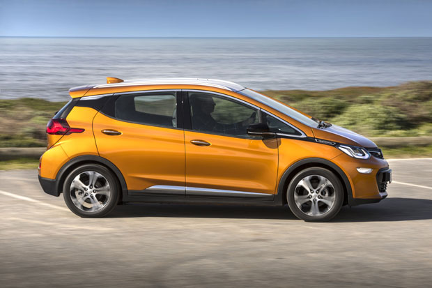 Опел ампера - Револуција на точковима